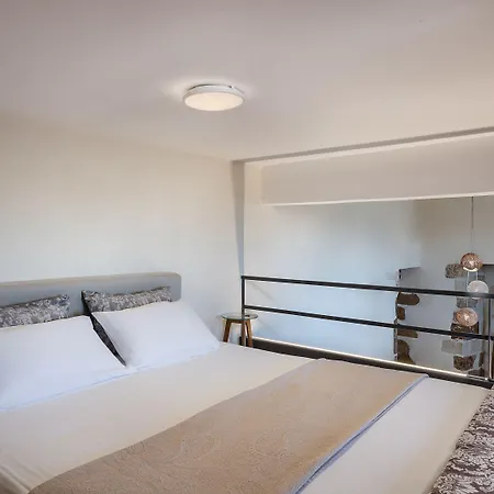 San Salvatore Monastery 酒店