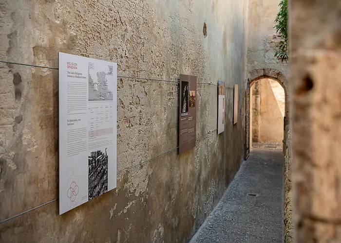 Отель San Salvatore Monastery
